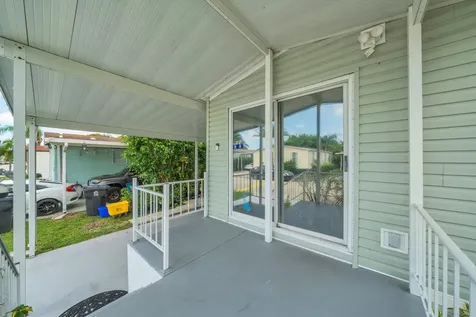 59 Plantation Boulevard Lake Worth FL 33467
