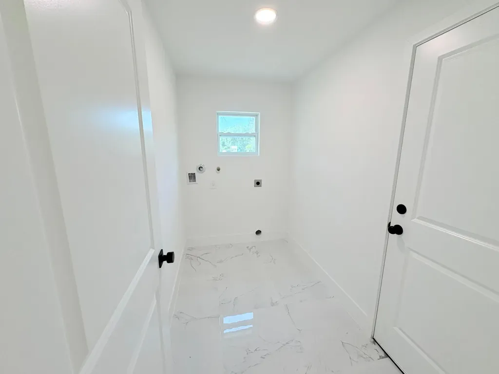 3310 NW 22nd Avenue Okeechobee FL 34972