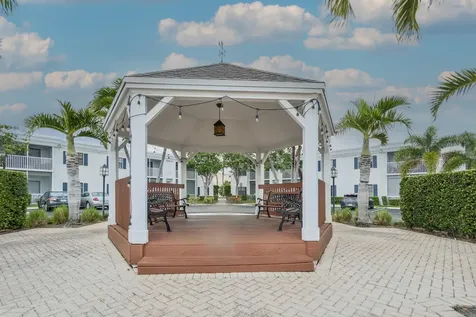 160 Cypress Club Drive Pompano Beach FL 33060