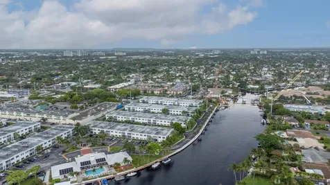 160 Cypress Club Drive Pompano Beach FL 33060