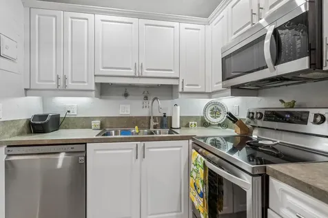 160 Cypress Club Drive Pompano Beach FL 33060