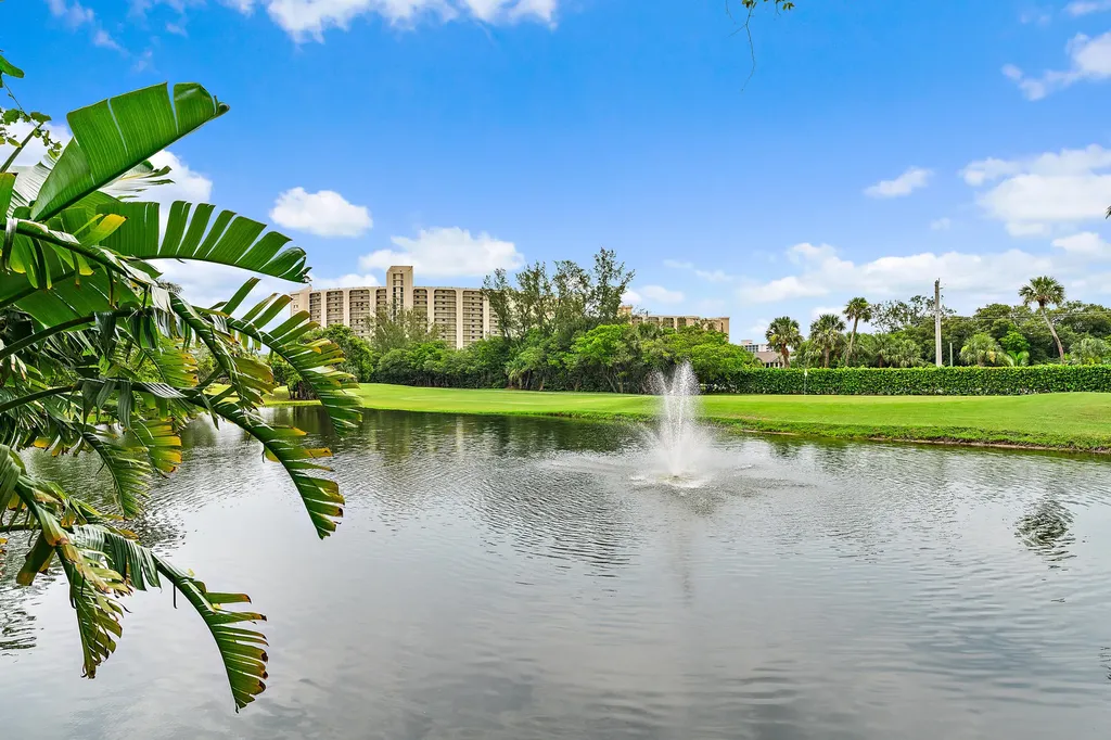 2604 N Fairway Drive Drive N Jupiter FL 33477