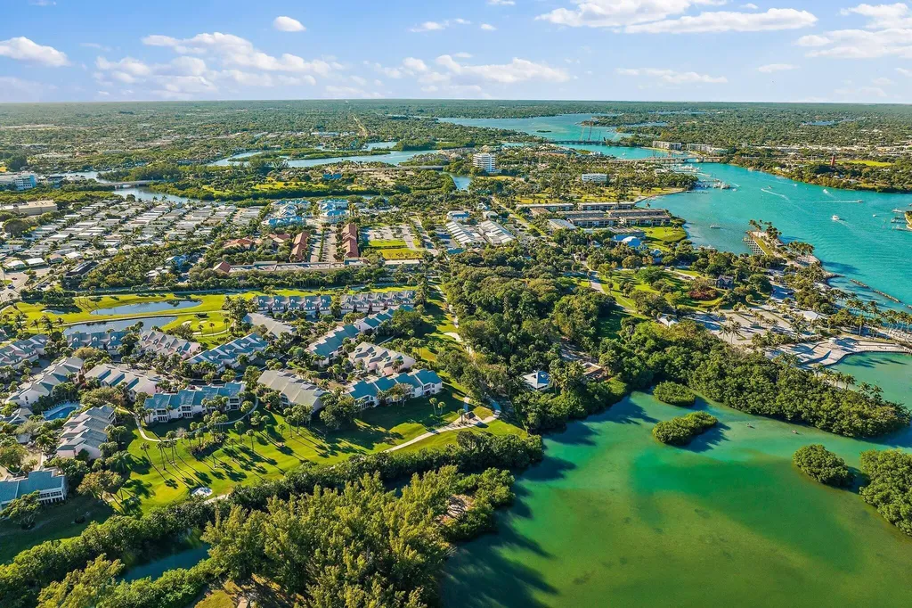 2604 N Fairway Drive Drive N Jupiter FL 33477