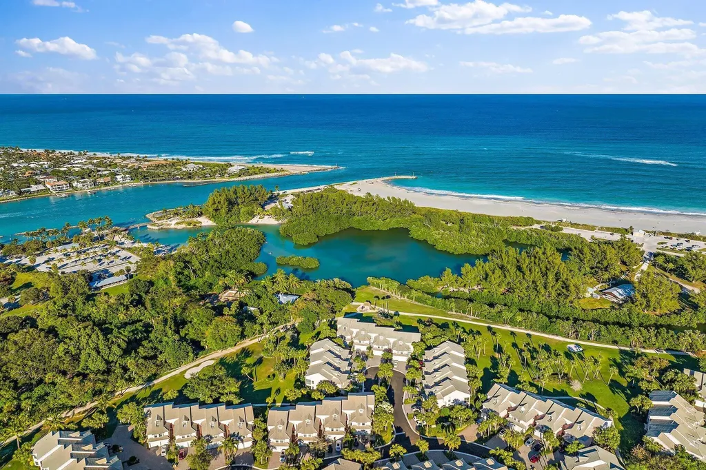2604 N Fairway Drive Drive N Jupiter FL 33477