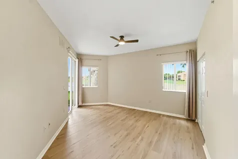 7765 Yardley Drive Tamarac FL 33321