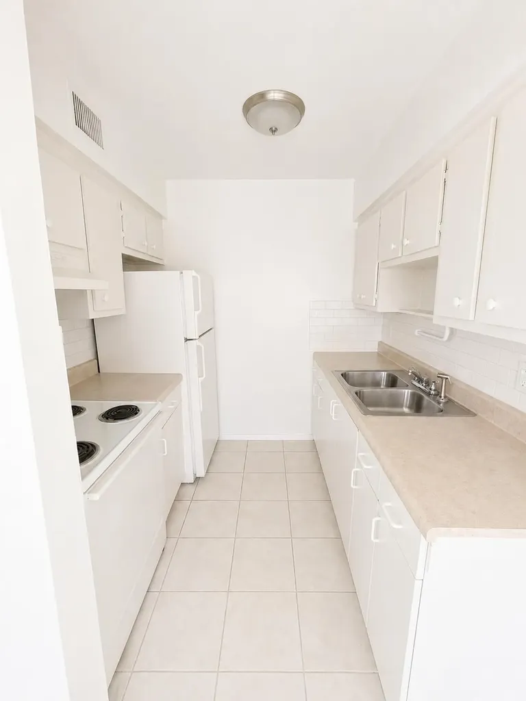 1401 NE 17th Court Fort Lauderdale FL 33305