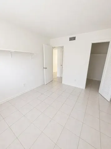 1401 NE 17th Court Fort Lauderdale FL 33305