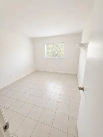 1401 NE 17th Court Fort Lauderdale FL 33305