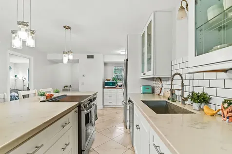 6400 NW 2nd Avenue Boca Raton FL 33487