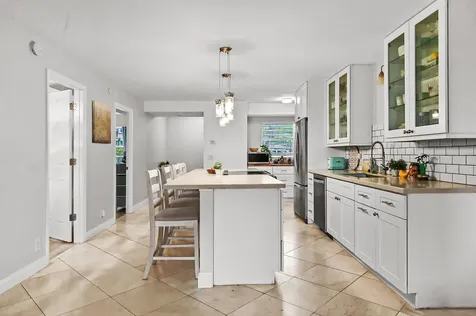 6400 NW 2nd Avenue Boca Raton FL 33487