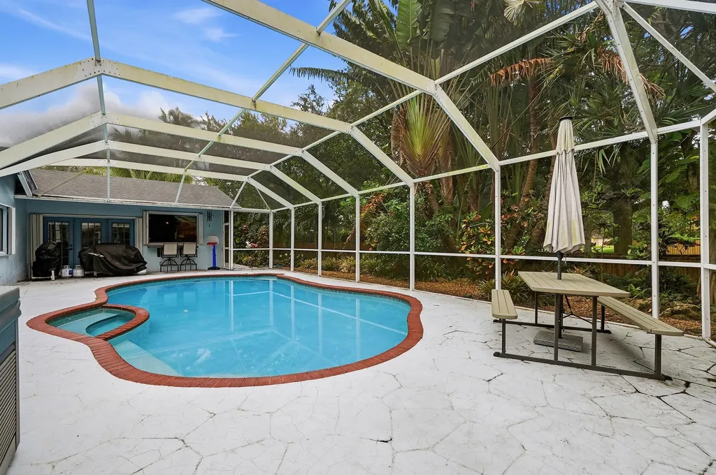 12106 Sailboat Way Cooper City FL 33026
