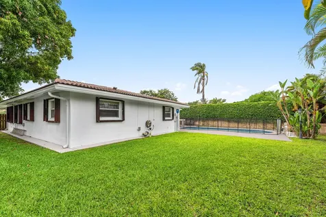 4025 NW 105th Avenue Coral Springs FL 33065