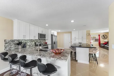 4025 NW 105th Avenue Coral Springs FL 33065
