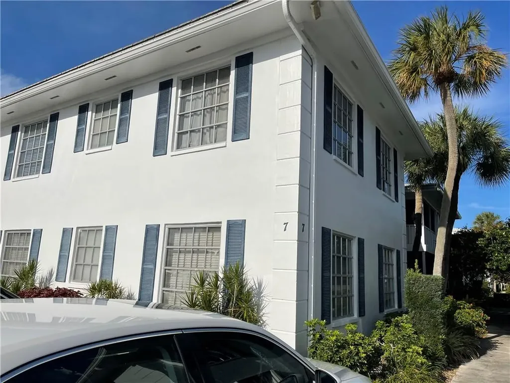 2180 NE 67th Street Fort Lauderdale FL 33308