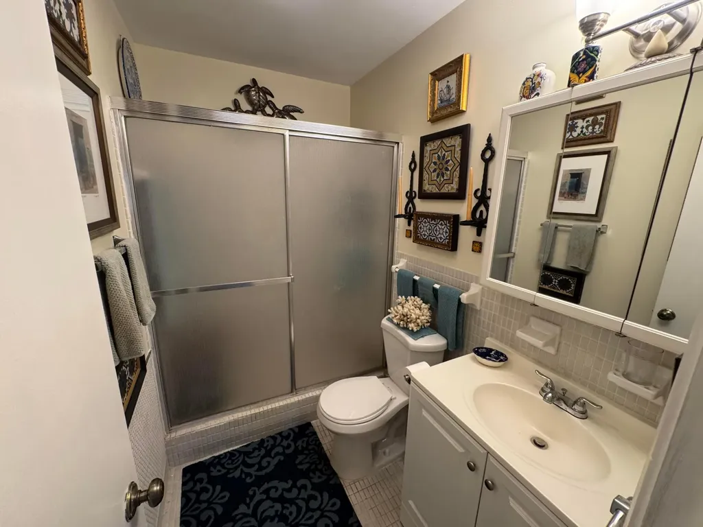 2180 NE 67th Street Fort Lauderdale FL 33308