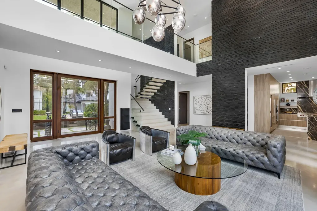 3462 NE 171st Street North Miami Beach FL 33160