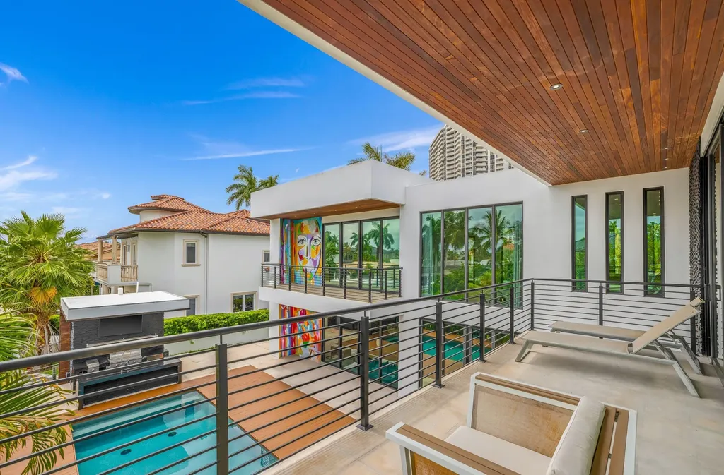 3462 NE 171st Street North Miami Beach FL 33160