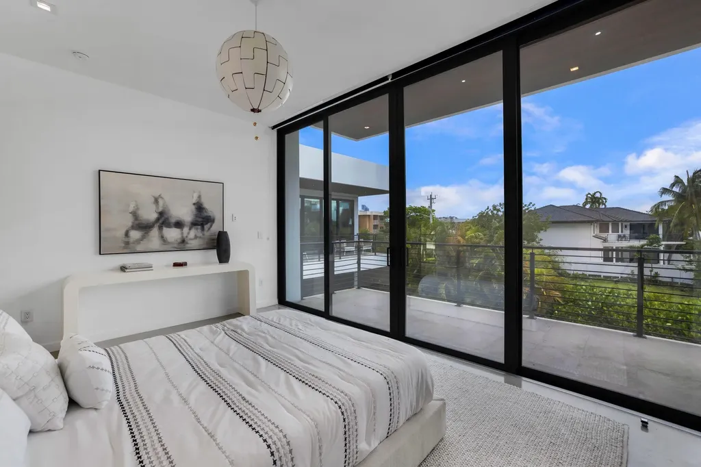 3462 NE 171st Street North Miami Beach FL 33160