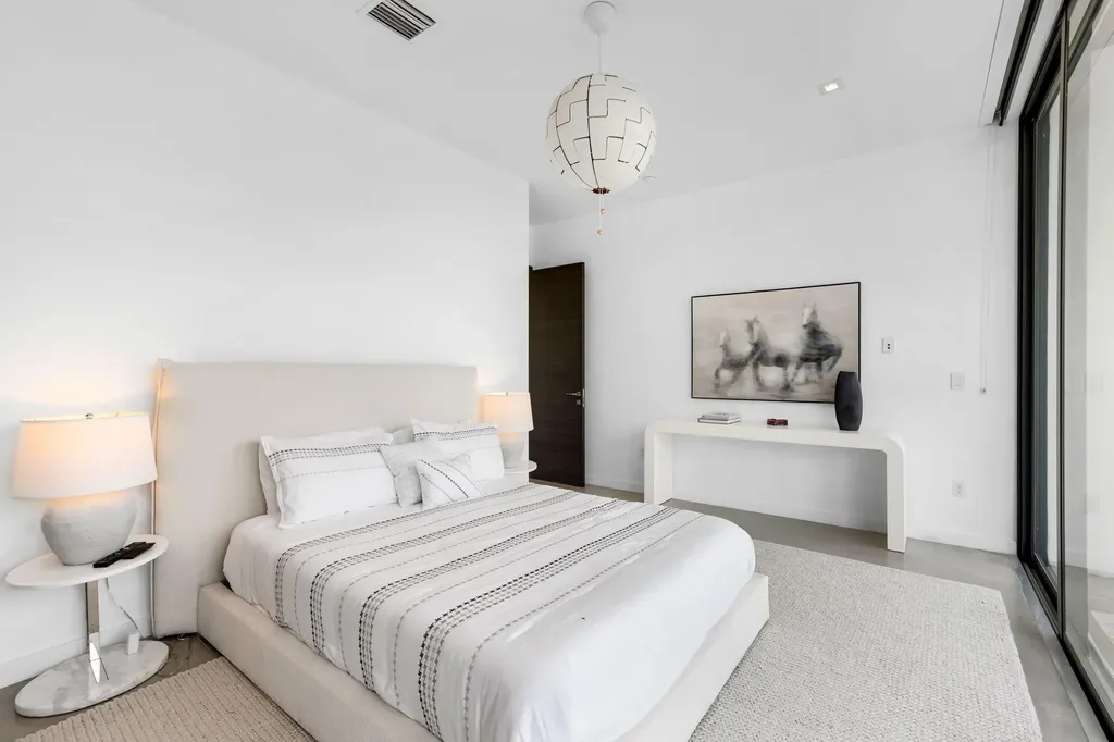 3462 NE 171st Street North Miami Beach FL 33160