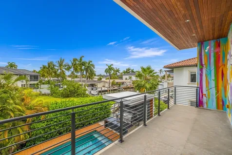 3462 NE 171st Street North Miami Beach FL 33160