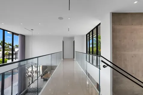 3462 NE 171st Street North Miami Beach FL 33160