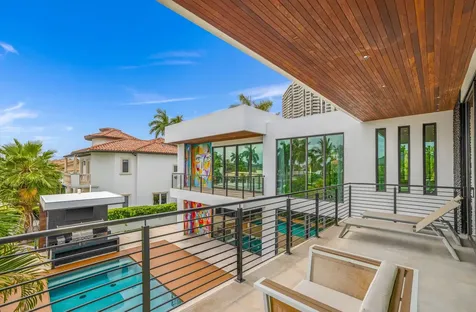 3462 NE 171st Street North Miami Beach FL 33160