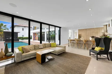 3462 NE 171st Street North Miami Beach FL 33160