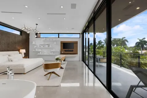 3462 NE 171st Street North Miami Beach FL 33160