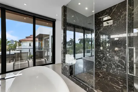 3462 NE 171st Street North Miami Beach FL 33160