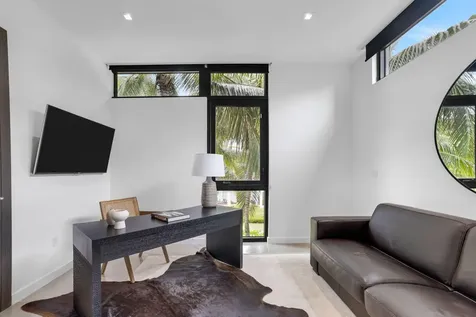 3462 NE 171st Street North Miami Beach FL 33160