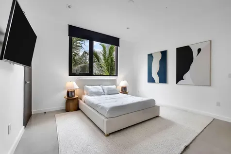 3462 NE 171st Street North Miami Beach FL 33160