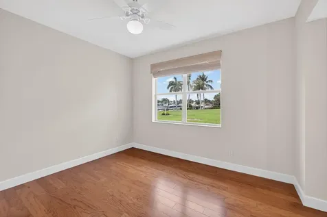 712 Bay Colony Drive S Juno Beach FL 33408