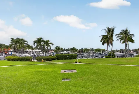 712 Bay Colony Drive S Juno Beach FL 33408
