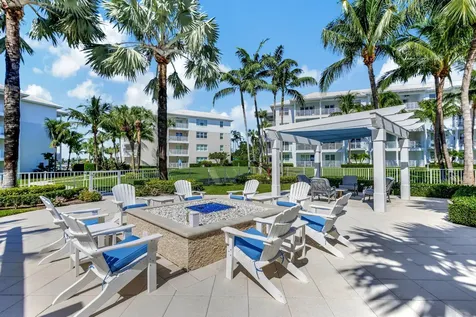712 Bay Colony Drive S Juno Beach FL 33408