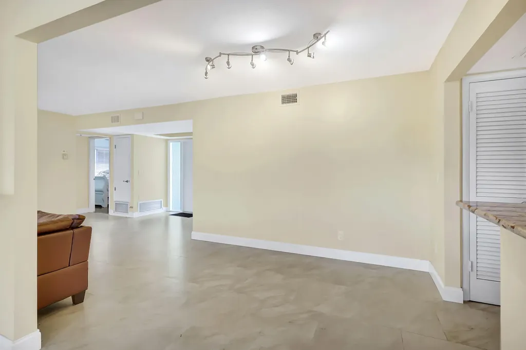 683 SE Harborview Drive Port St Lucie FL 34983