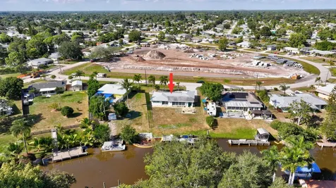 683 SE Harborview Drive Port St Lucie FL 34983