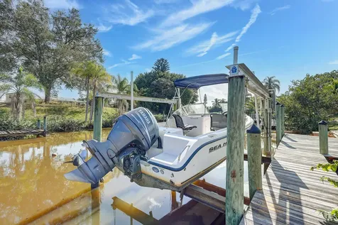 683 SE Harborview Drive Port St Lucie FL 34983