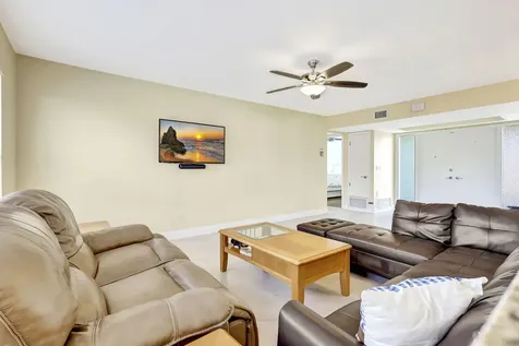 683 SE Harborview Drive Port St Lucie FL 34983