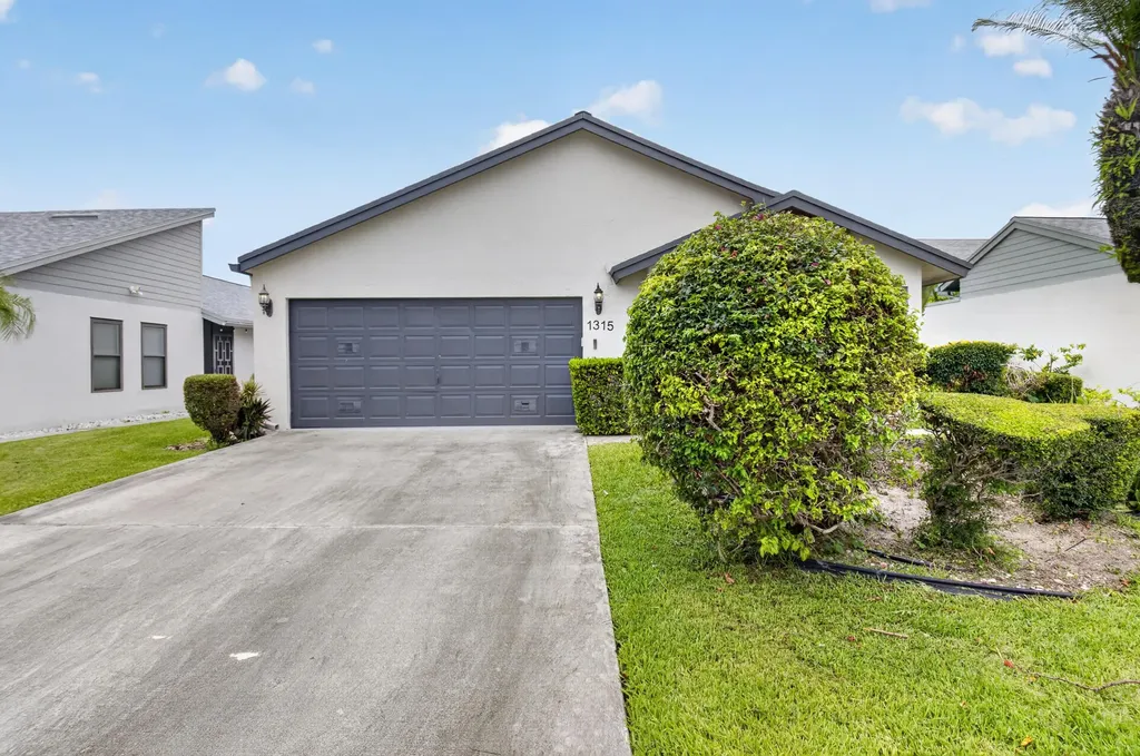 1315 NW 25th Lane Delray Beach FL 33445