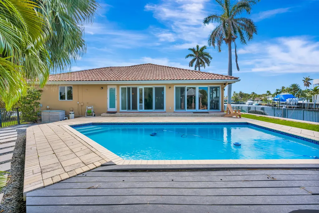 4204 Tranquility Drive Highland Beach FL 33487