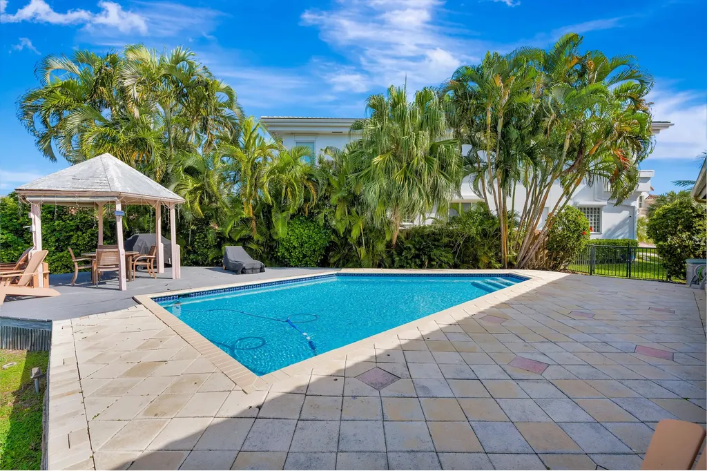 4204 Tranquility Drive Highland Beach FL 33487
