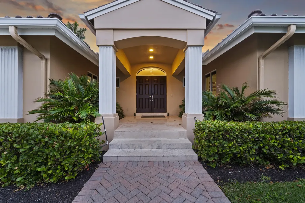 4204 Tranquility Drive Highland Beach FL 33487