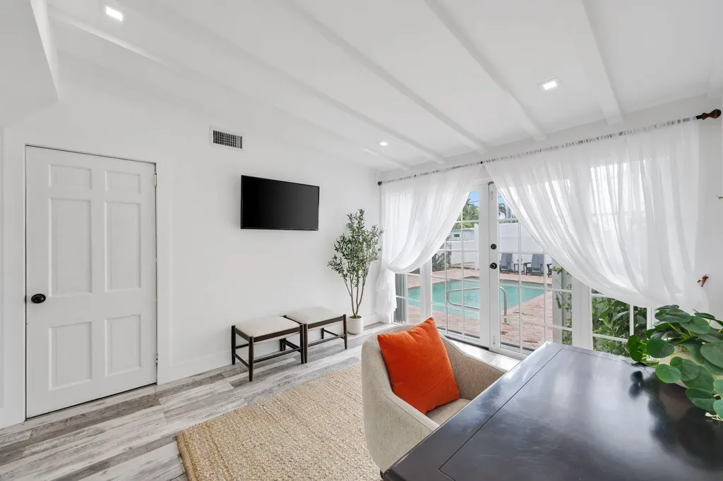 744 Sunset Road West Palm Beach FL 33401