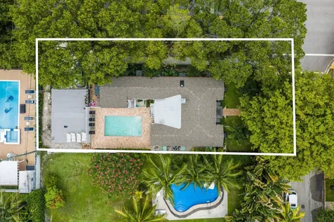 744 Sunset Road West Palm Beach FL 33401