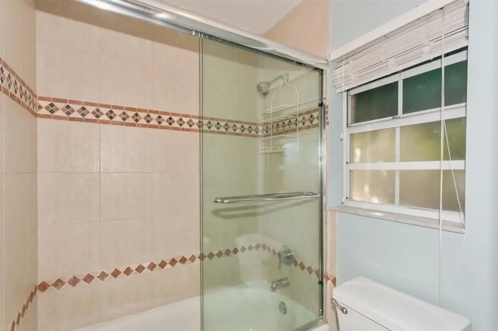 5200 Lake Loop Road Cooper City FL 33330