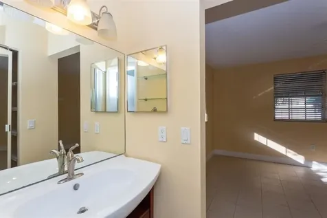 5200 Lake Loop Road Cooper City FL 33330