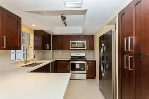 5200 Lake Loop Road Cooper City FL 33330