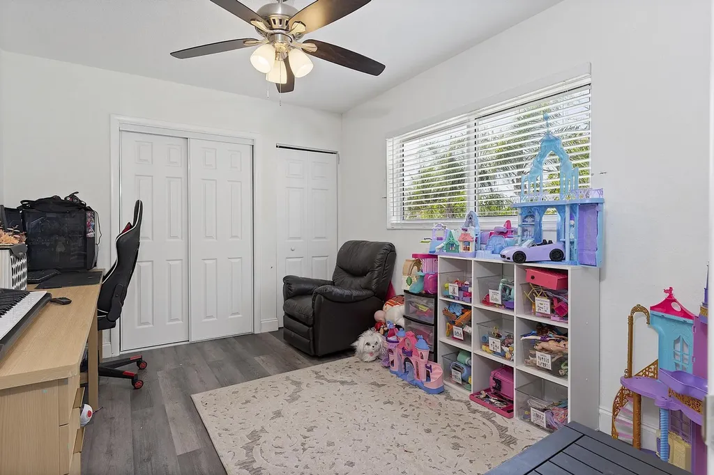501 S E Street Lake Worth Beach FL 33460