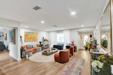 10544 NW 4th Street Plantation FL 33324