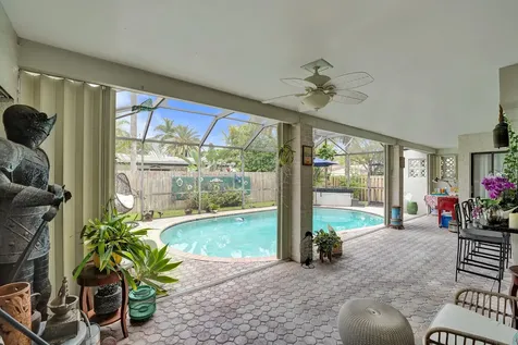 10544 NW 4th Street Plantation FL 33324